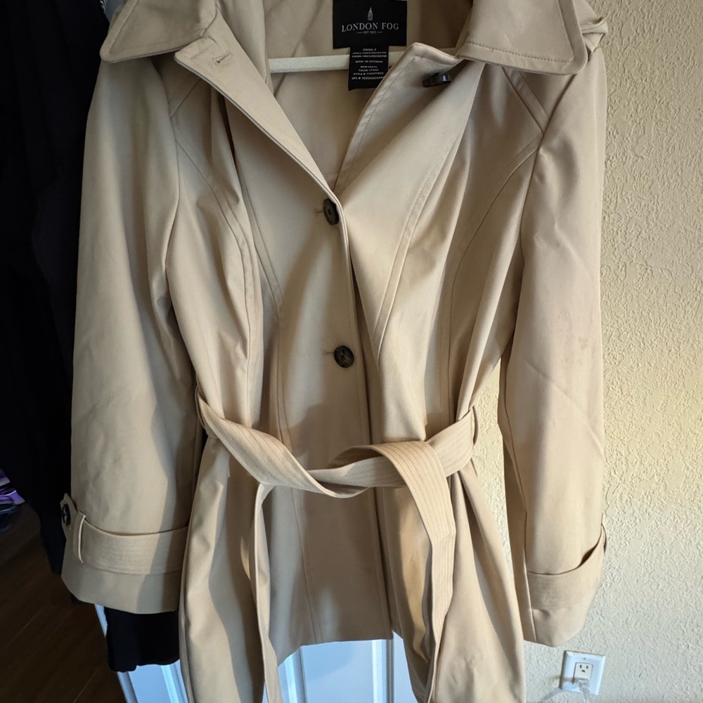 London Fog Women's Beige Trench Coat